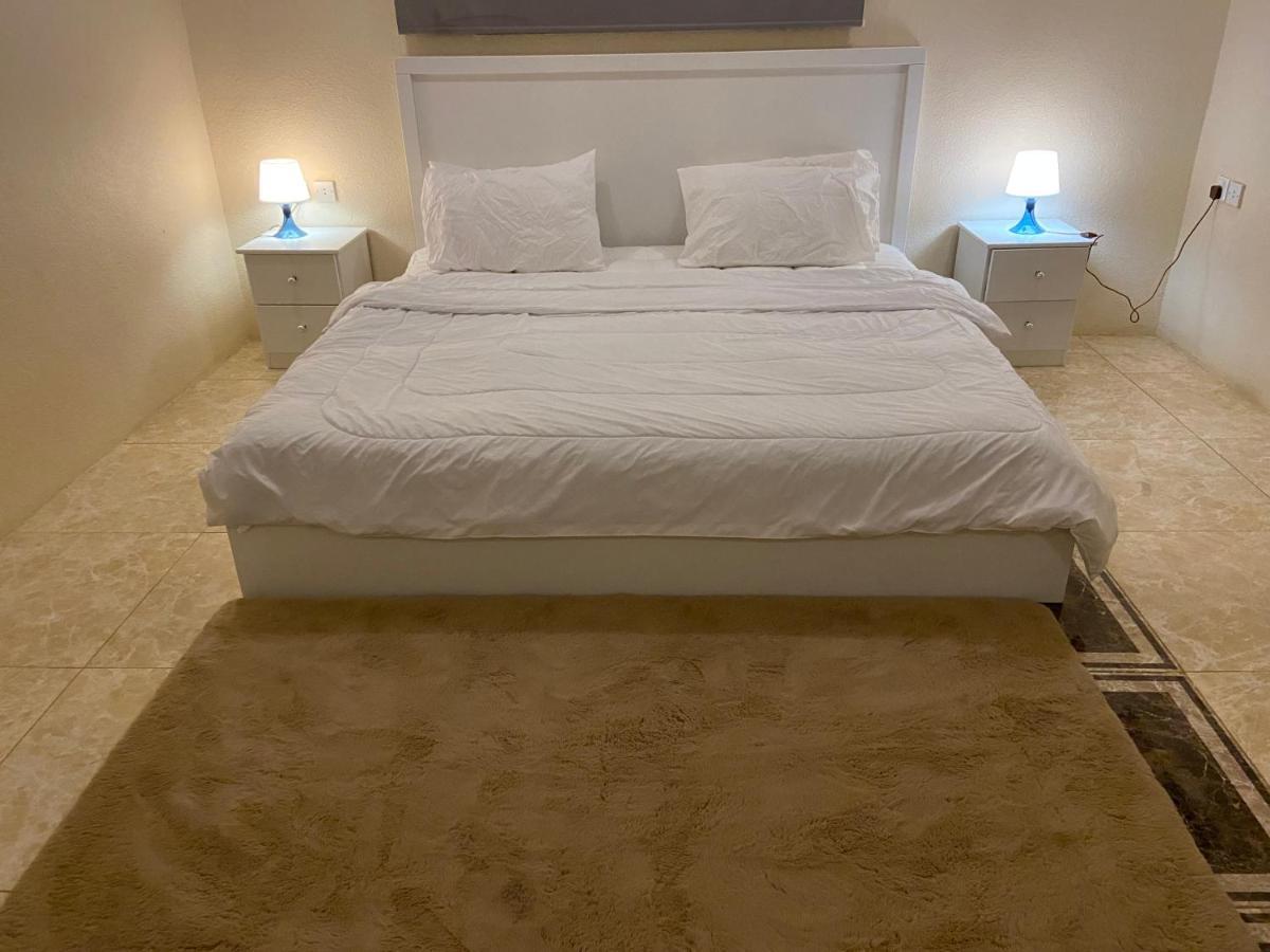 אל-מדינה Almansour Laxury Apartements מראה חיצוני תמונה