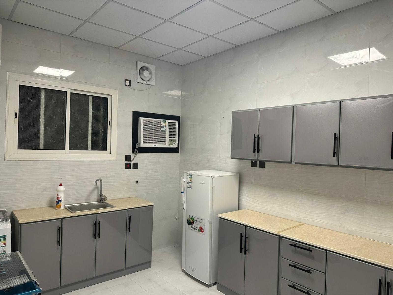 אל-מדינה Almansour Laxury Apartements מראה חיצוני תמונה